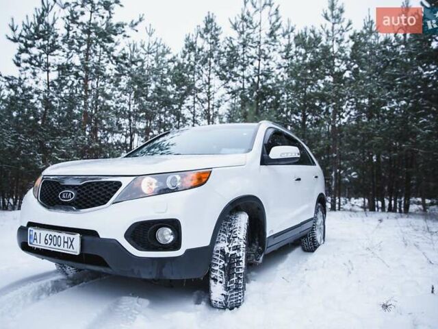 Белый Киа Соренто, объемом двигателя 2.36 л и пробегом 208 тыс. км за 11500 $, фото 20 на Automoto.ua
