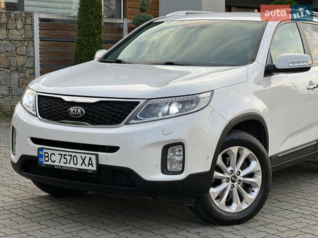 Білий Кіа Соренто, об'ємом двигуна 2 л та пробігом 236 тис. км за 13500 $, фото 10 на Automoto.ua