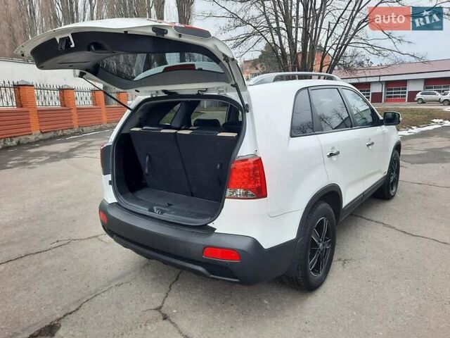 Белый Киа Соренто, объемом двигателя 2.2 л и пробегом 218 тыс. км за 14300 $, фото 98 на Automoto.ua
