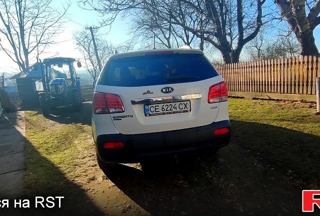 Белый Киа Соренто, объемом двигателя 2.2 л и пробегом 215 тыс. км за 14000 $, фото 3 на Automoto.ua