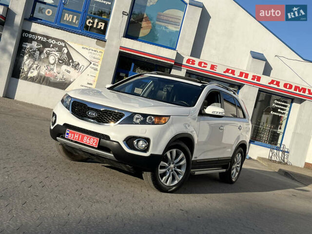 Білий Кіа Соренто, об'ємом двигуна 2.2 л та пробігом 229 тис. км за 14550 $, фото 98 на Automoto.ua