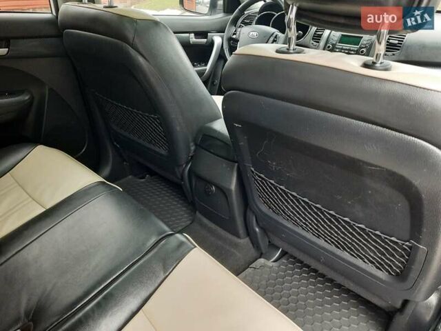 Белый Киа Соренто, объемом двигателя 2.2 л и пробегом 218 тыс. км за 14300 $, фото 115 на Automoto.ua