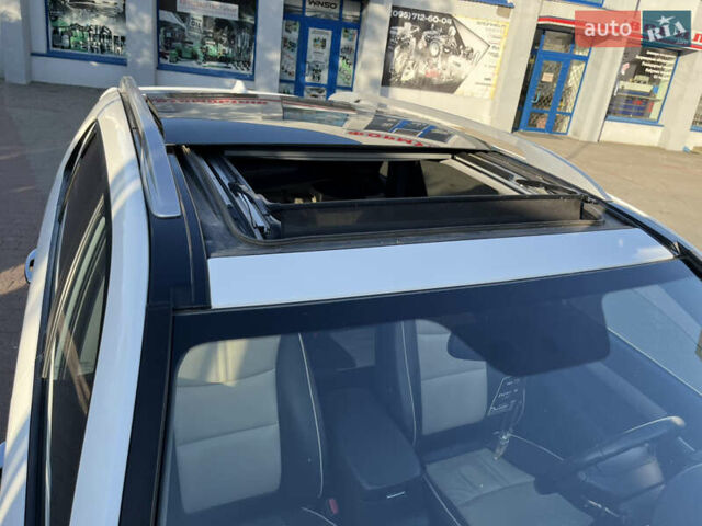 Білий Кіа Соренто, об'ємом двигуна 2.2 л та пробігом 229 тис. км за 14550 $, фото 70 на Automoto.ua