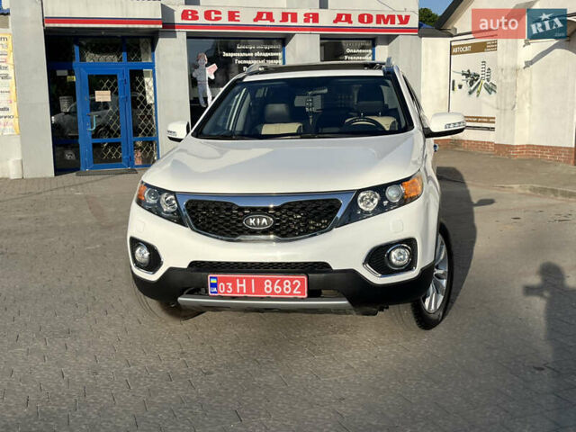 Білий Кіа Соренто, об'ємом двигуна 2.2 л та пробігом 229 тис. км за 14550 $, фото 19 на Automoto.ua