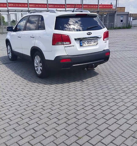 Белый Киа Соренто, объемом двигателя 2.2 л и пробегом 257 тыс. км за 12300 $, фото 17 на Automoto.ua
