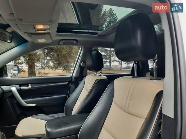 Белый Киа Соренто, объемом двигателя 2.2 л и пробегом 218 тыс. км за 14300 $, фото 45 на Automoto.ua