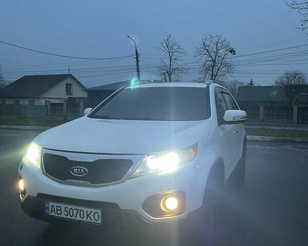 Білий Кіа Соренто, об'ємом двигуна 2.2 л та пробігом 200 тис. км за 13500 $, фото 43 на Automoto.ua