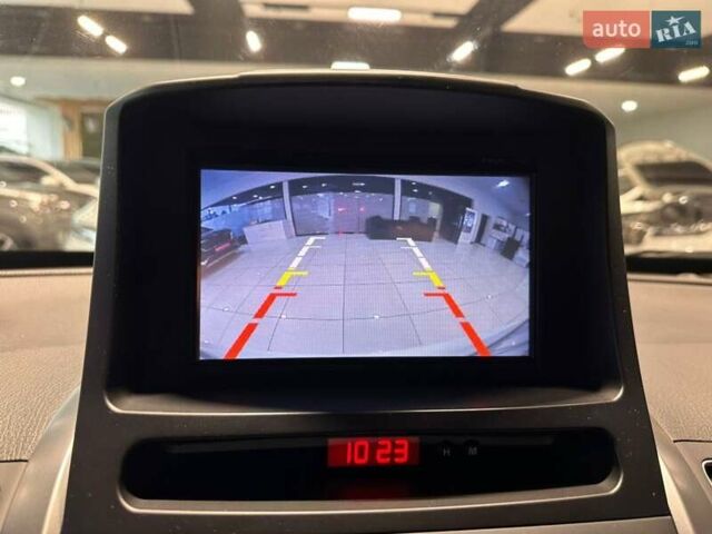 Белый Киа Соренто, объемом двигателя 2 л и пробегом 130 тыс. км за 15200 $, фото 14 на Automoto.ua