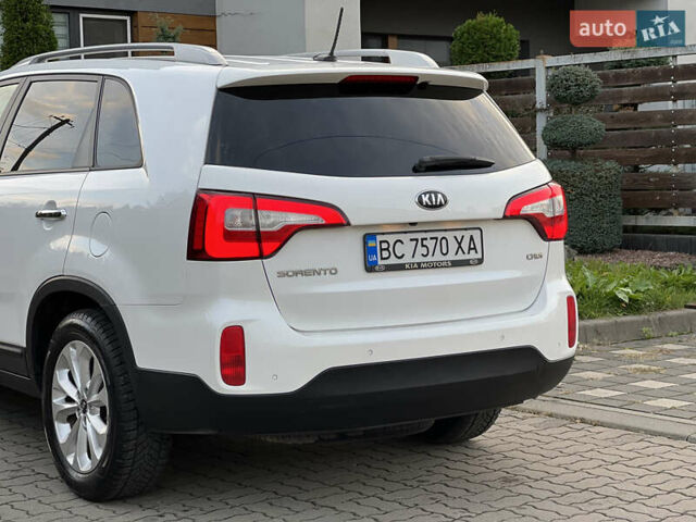 Білий Кіа Соренто, об'ємом двигуна 2 л та пробігом 236 тис. км за 13500 $, фото 17 на Automoto.ua