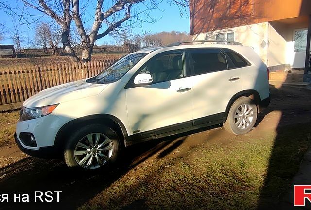 Белый Киа Соренто, объемом двигателя 2.2 л и пробегом 215 тыс. км за 14000 $, фото 1 на Automoto.ua