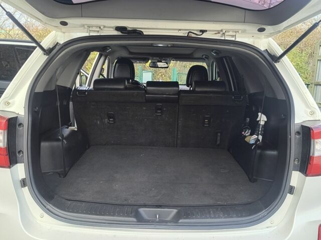 Белый Киа Соренто, объемом двигателя 2.2 л и пробегом 240 тыс. км за 15300 $, фото 6 на Automoto.ua