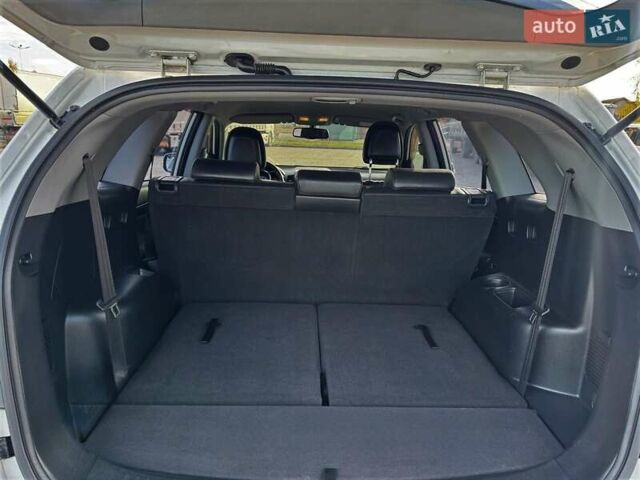 Белый Киа Соренто, объемом двигателя 2.2 л и пробегом 112 тыс. км за 16500 $, фото 10 на Automoto.ua