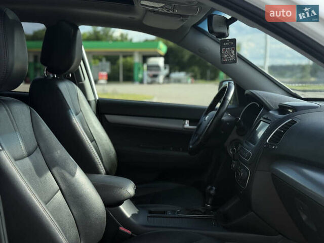Белый Киа Соренто, объемом двигателя 2.2 л и пробегом 222 тыс. км за 16899 $, фото 30 на Automoto.ua