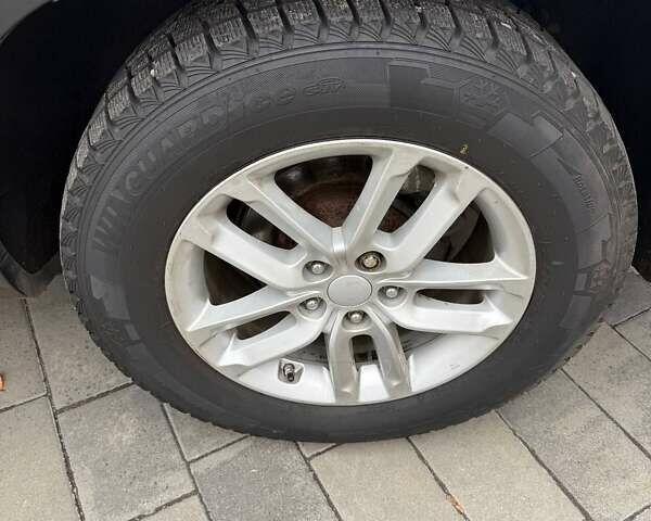 Киа Соренто 2013 в Харькове на Automoto.ua Белый Киа Соренто, объемом двигателя 2.36 л и пробегом 154 тыс. км за 11700 $, фото 33 на Automoto.ua