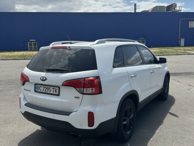 Білий Кіа Соренто, об'ємом двигуна 2.4 л та пробігом 195 тис. км за 12900 $, фото 4 на Automoto.ua