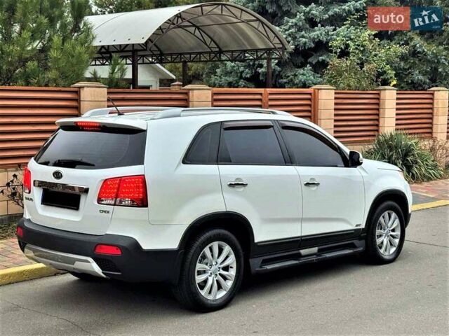 Білий Кіа Соренто, об'ємом двигуна 2.2 л та пробігом 117 тис. км за 15900 $, фото 4 на Automoto.ua