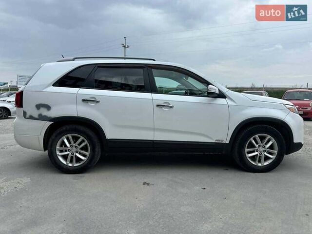 Белый Киа Соренто, объемом двигателя 2.4 л и пробегом 203 тыс. км за 10340 $, фото 11 на Automoto.ua