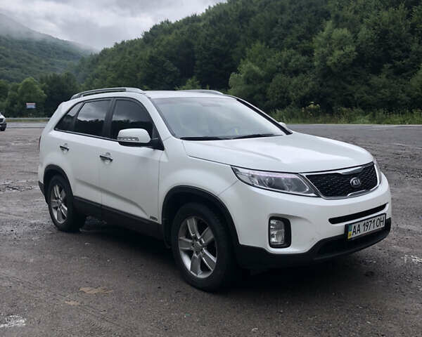 Белый Киа Соренто, объемом двигателя 2.2 л и пробегом 228 тыс. км за 15100 $, фото 1 на Automoto.ua