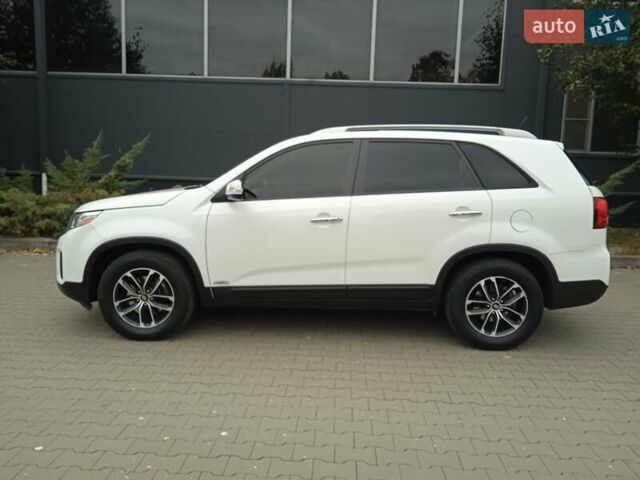 Белый Киа Соренто, объемом двигателя 2.4 л и пробегом 116 тыс. км за 11200 $, фото 2 на Automoto.ua