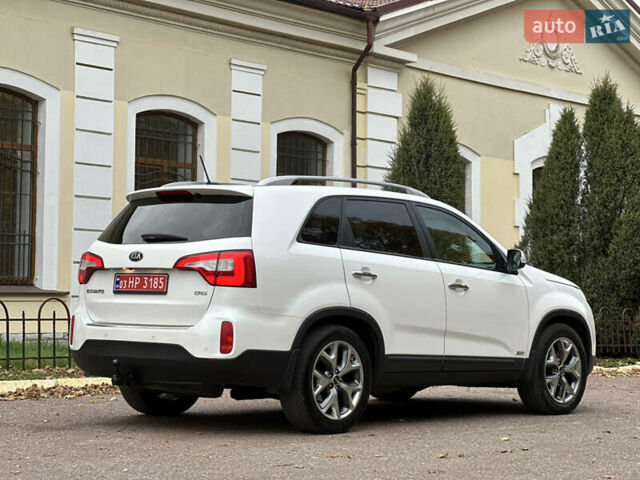 Киа Соренто 2013 в Радивилове на Automoto.ua Белый Киа Соренто, объемом двигателя 2.2 л и пробегом 228 тыс. км за 15700 $, фото 6 на Automoto.ua