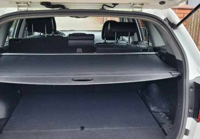 Белый Киа Соренто, объемом двигателя 2.2 л и пробегом 178 тыс. км за 9000 $, фото 13 на Automoto.ua