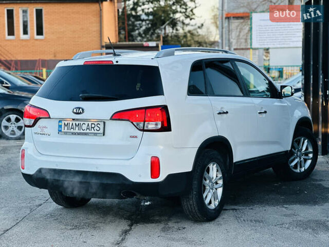 Белый Киа Соренто, объемом двигателя 2.4 л и пробегом 146 тыс. км за 12200 $, фото 10 на Automoto.ua