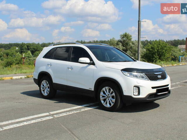 Белый Киа Соренто, объемом двигателя 2.2 л и пробегом 217 тыс. км за 15800 $, фото 5 на Automoto.ua