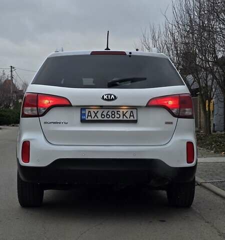 Білий Кіа Соренто, об'ємом двигуна 2.36 л та пробігом 160 тис. км за 11000 $, фото 7 на Automoto.ua