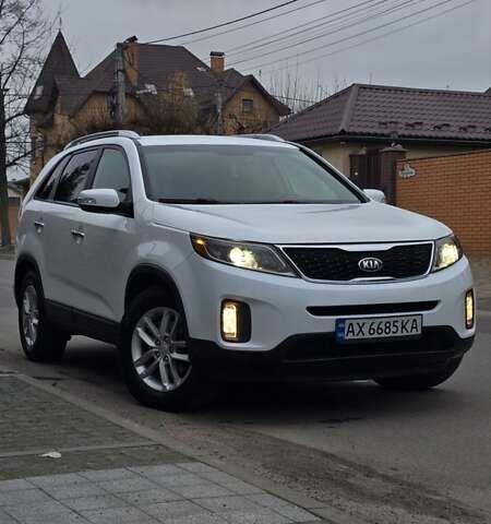 Білий Кіа Соренто, об'ємом двигуна 2.36 л та пробігом 160 тис. км за 11000 $, фото 5 на Automoto.ua