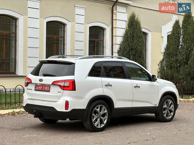 Киа Соренто 2013 в Радивилове на Automoto.ua Белый Киа Соренто, объемом двигателя 2.2 л и пробегом 228 тыс. км за 15700 $, фото 5 на Automoto.ua