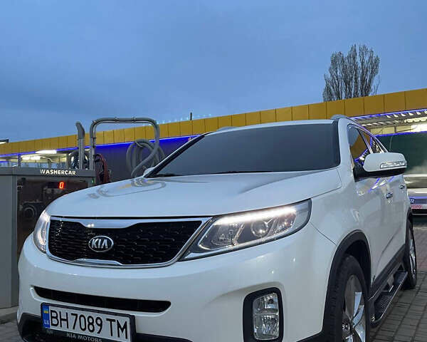 Белый Киа Соренто, объемом двигателя 2 л и пробегом 201 тыс. км за 16500 $, фото 7 на Automoto.ua
