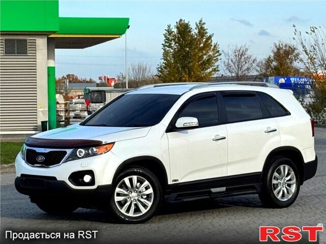 Белый Киа Соренто, объемом двигателя 2.2 л и пробегом 112 тыс. км за 16500 $, фото 1 на Automoto.ua