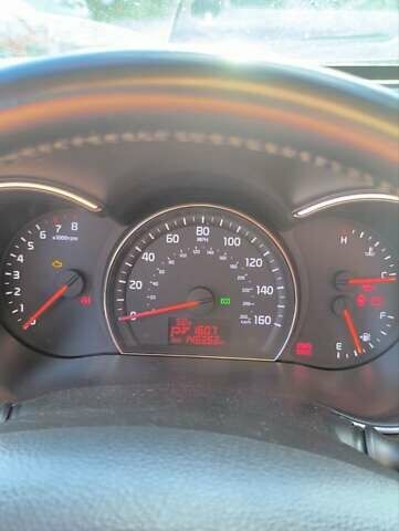 Білий Кіа Соренто, об'ємом двигуна 2.36 л та пробігом 232 тис. км за 10900 $, фото 10 на Automoto.ua