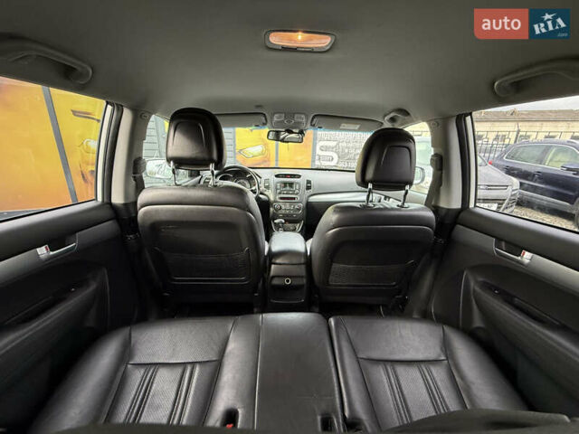 Белый Киа Соренто, объемом двигателя 2.2 л и пробегом 234 тыс. км за 14800 $, фото 38 на Automoto.ua