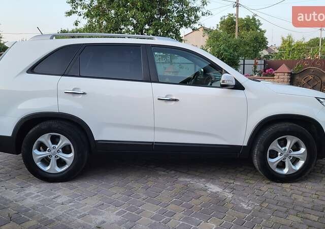 Белый Киа Соренто, объемом двигателя 2.2 л и пробегом 205 тыс. км за 16199 $, фото 21 на Automoto.ua
