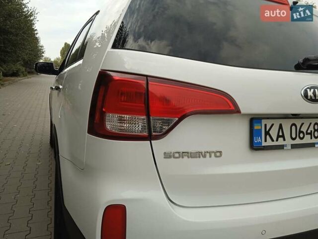 Белый Киа Соренто, объемом двигателя 2.4 л и пробегом 116 тыс. км за 11200 $, фото 26 на Automoto.ua
