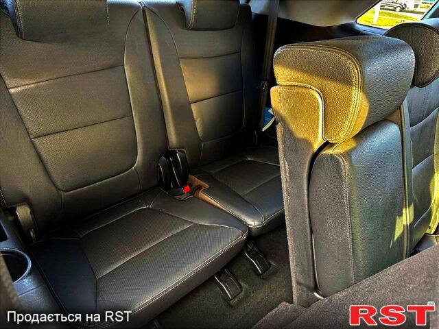 Белый Киа Соренто, объемом двигателя 2.2 л и пробегом 112 тыс. км за 16500 $, фото 8 на Automoto.ua