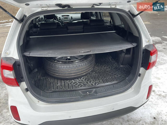 Білий Кіа Соренто, об'ємом двигуна 2.36 л та пробігом 89 тис. км за 14600 $, фото 19 на Automoto.ua