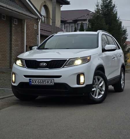 Білий Кіа Соренто, об'ємом двигуна 2.36 л та пробігом 160 тис. км за 11000 $, фото 2 на Automoto.ua