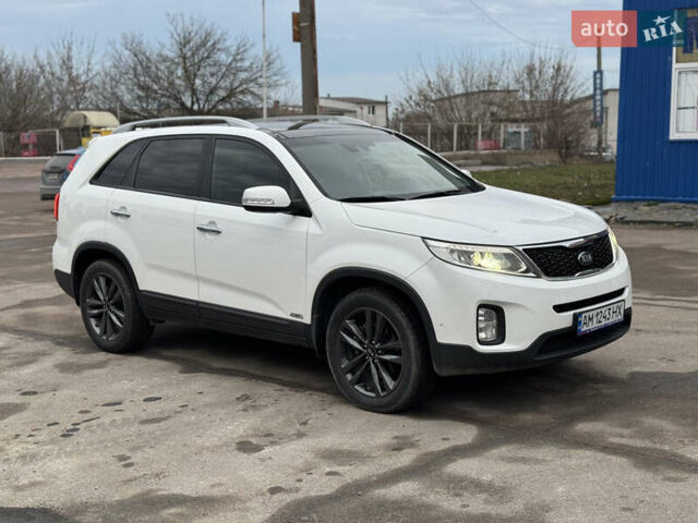 Белый Киа Соренто, объемом двигателя 2 л и пробегом 209 тыс. км за 16900 $, фото 6 на Automoto.ua