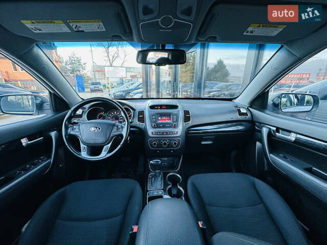 Белый Киа Соренто, объемом двигателя 2.4 л и пробегом 146 тыс. км за 12200 $, фото 22 на Automoto.ua