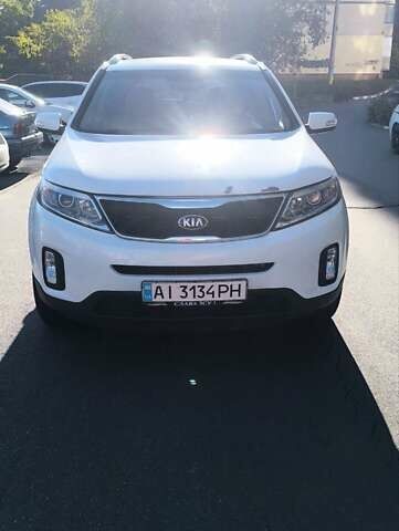 Білий Кіа Соренто, об'ємом двигуна 2.36 л та пробігом 232 тис. км за 10900 $, фото 1 на Automoto.ua