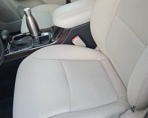 Белый Киа Соренто, объемом двигателя 2.4 л и пробегом 201 тыс. км за 10400 $, фото 28 на Automoto.ua