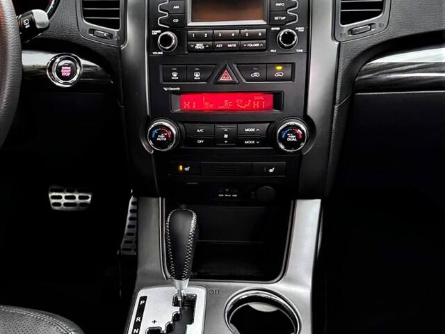 Білий Кіа Соренто, об'ємом двигуна 2.2 л та пробігом 117 тис. км за 15900 $, фото 8 на Automoto.ua