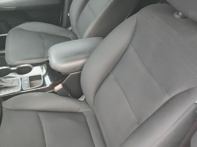 Белый Киа Соренто, объемом двигателя 2.4 л и пробегом 146 тыс. км за 11500 $, фото 8 на Automoto.ua