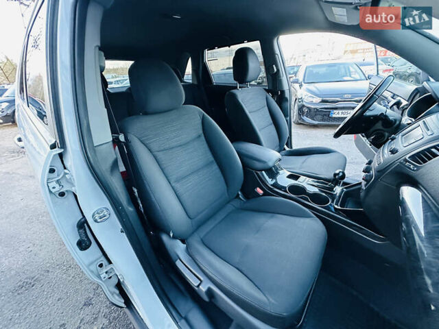 Белый Киа Соренто, объемом двигателя 2.4 л и пробегом 146 тыс. км за 12200 $, фото 33 на Automoto.ua