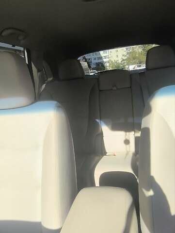 Білий Кіа Соренто, об'ємом двигуна 2.36 л та пробігом 232 тис. км за 10900 $, фото 14 на Automoto.ua