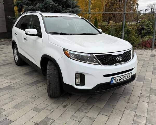 Білий Кіа Соренто, об'ємом двигуна 2.36 л та пробігом 154 тис. км за 10600 $, фото 10 на Automoto.ua