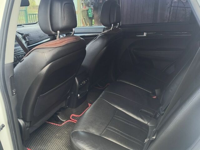 Белый Киа Соренто, объемом двигателя 2.2 л и пробегом 240 тыс. км за 15300 $, фото 7 на Automoto.ua