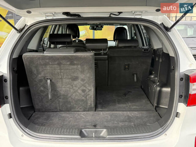 Белый Киа Соренто, объемом двигателя 2.2 л и пробегом 234 тыс. км за 14800 $, фото 36 на Automoto.ua